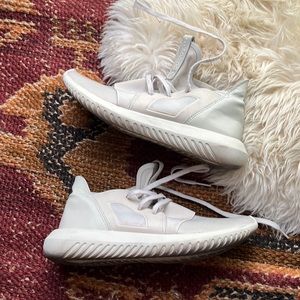 Adidas Tubular Defiant sneakers